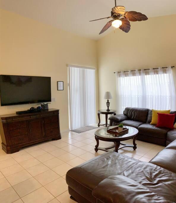 Minutes To Disney! Spacious Home W/ Private Pool, Themed Rooms! Орландо Екстер'єр фото